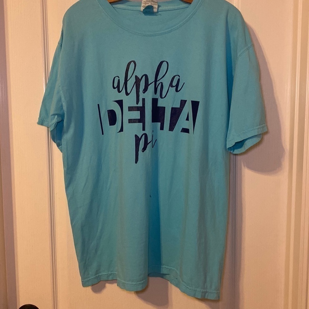 Alpha Delta Pi Graphic Comfort Colors Tshirt Size Large VGUC